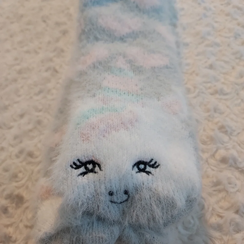 New Fuzzy Sherpa Grip Socks Unicorn & Hearts Whimsical Girly